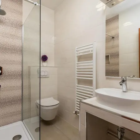 Eda Bogdesic Apartamento *