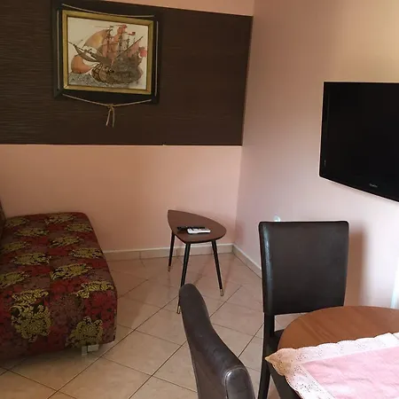 Eda Bogdesic * Baška