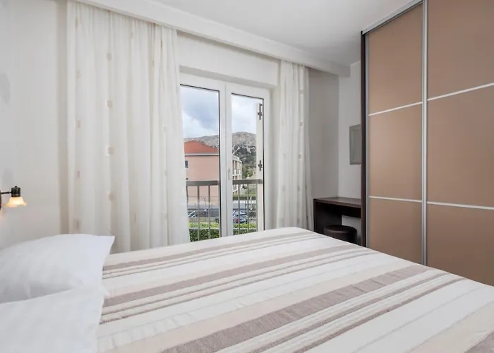 Eda Bogdesic Appartement *